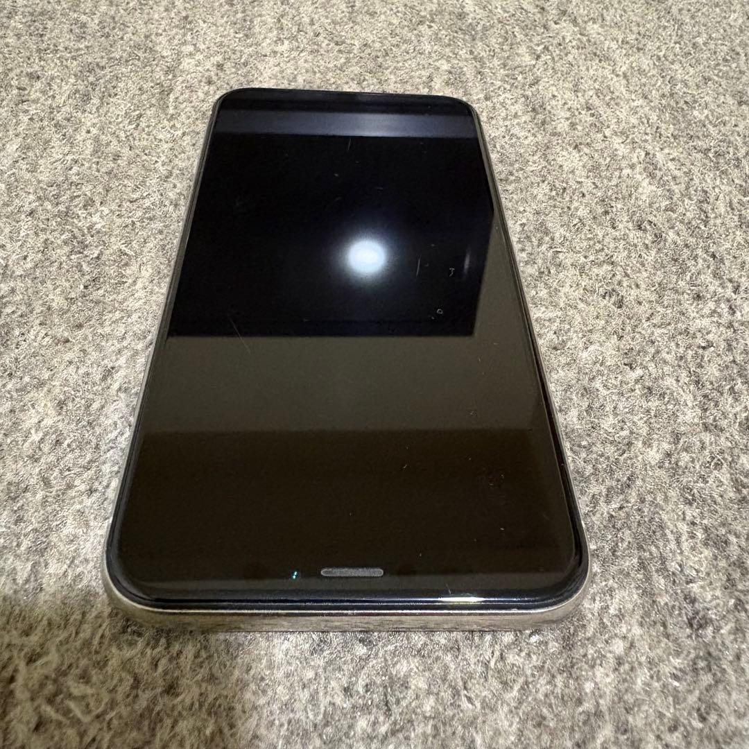 元*樹様 Apple iPhone X シルバー 本体　64GB