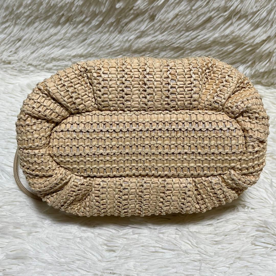 【極美品】ＨＥＲＥＵ　ヘリュー　ボンボンバッグ　ラフィア