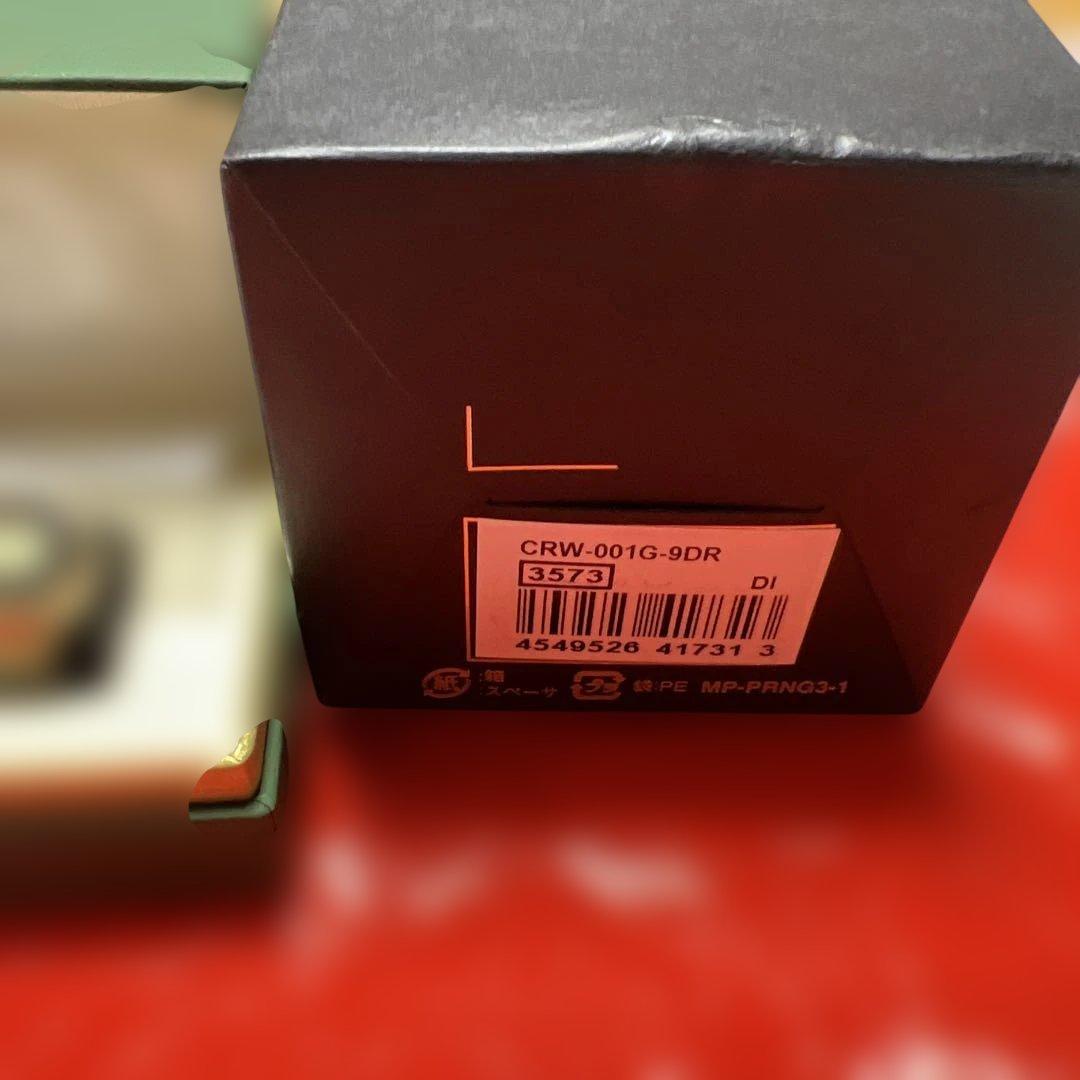 新品　CASIO CRW-001G デジタル腕時計　GOLD 非売品　バック