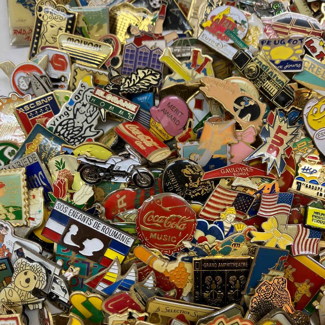 フランス雑貨★ピンバッジ大量250個セット★WJC01