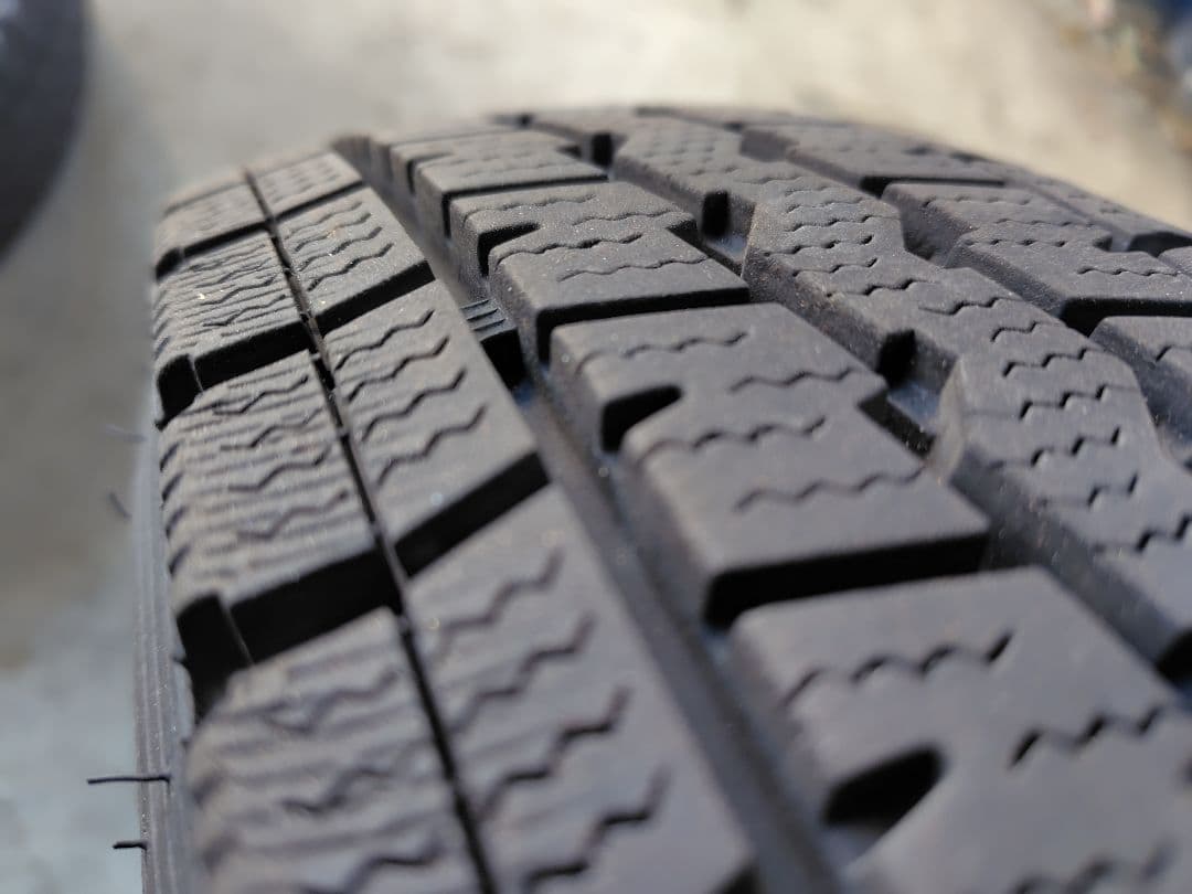 ダンロップ 145/80R12 78/80N 軽バン スタッドレスタイヤセット