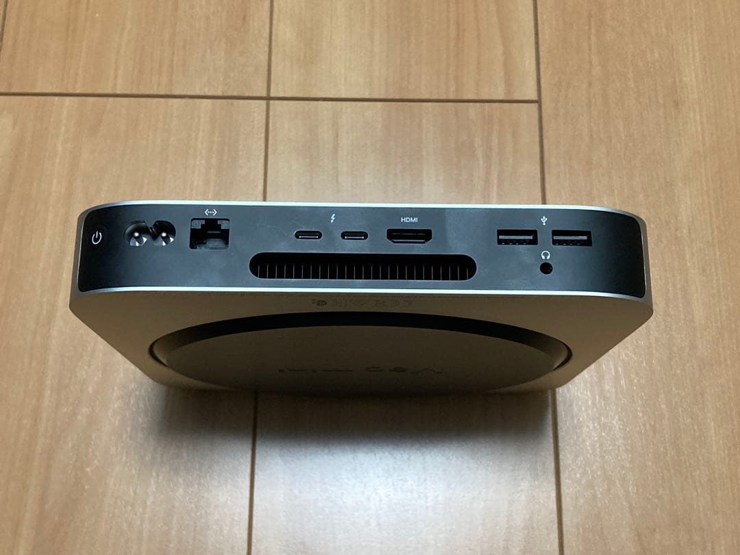M2 Mac mini + Satechi USB-C アルミニウムスタンド