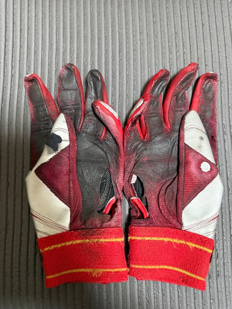 【実使用】五十幡亮汰選手 FIGHTERS バッティンググローブ 早い者勝ち‼️