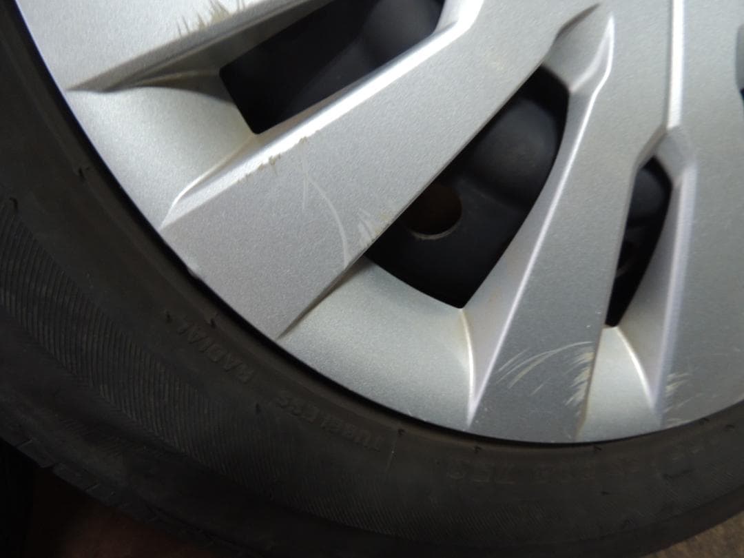 A41　155/65R14　ブリヂストン　4本　ステラに　トレッド面に傷有り