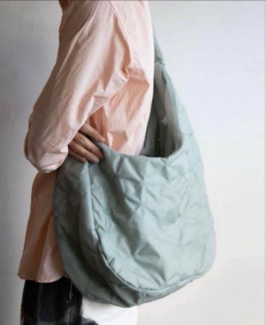 ryaw ショルダーバッグLeaf Vein Bag