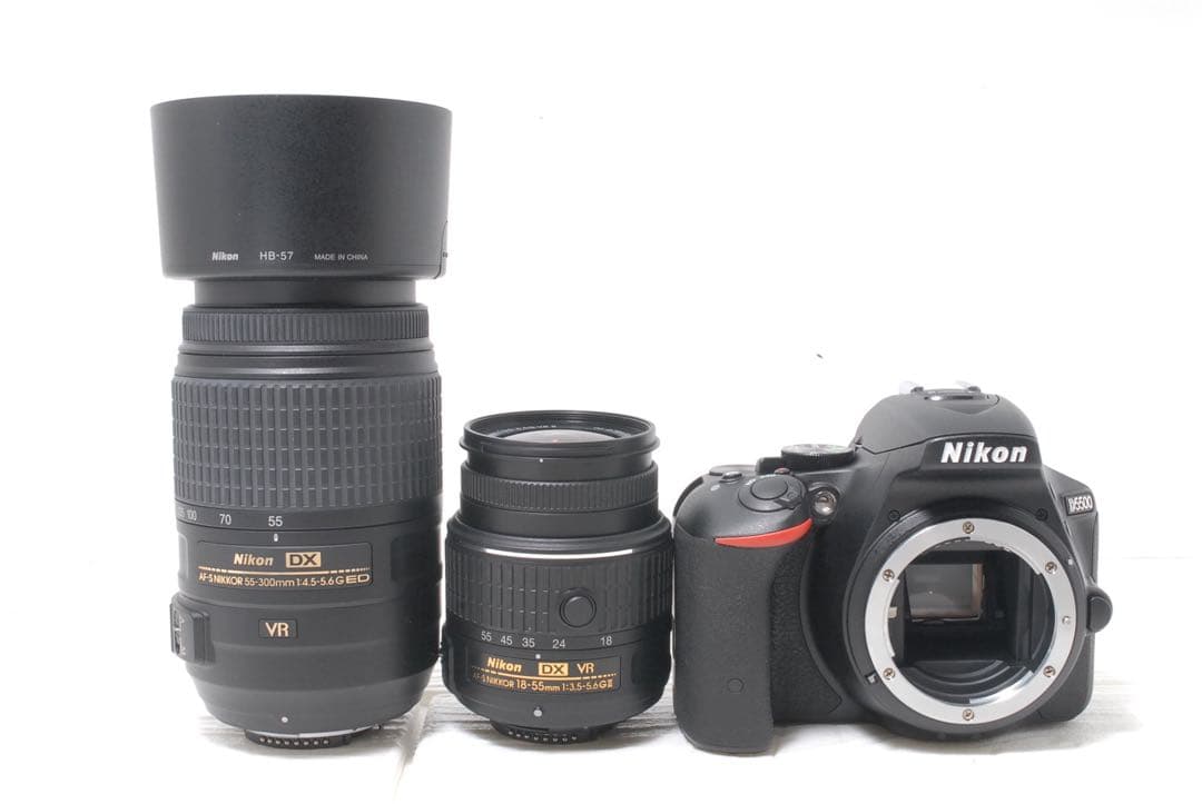 新品級 ショット数266回✨Nikon D5500 ダブルズーム 超望遠レンズ付