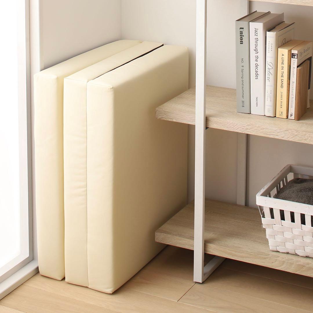 C 新品 フロアマット 180cm アイボリー クッションマット レザー 座布団