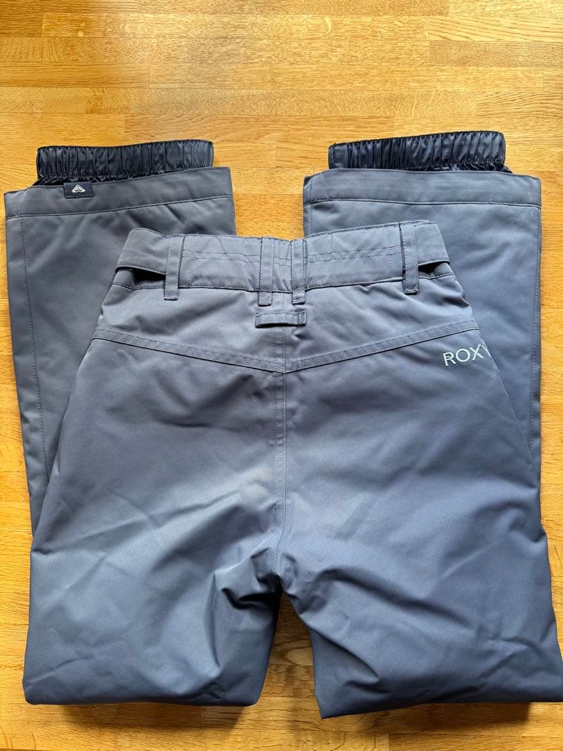 【美品】ROXY 子供用 スノーボード ジャケットとパンツセット　１４０センチ