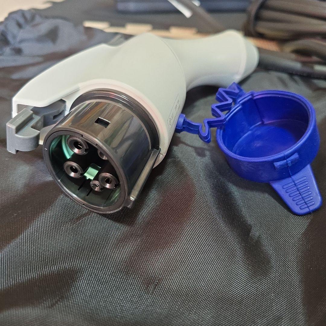 ジ*ン様 NISSAN EV充電ケーブル 収納バッグ付き7.５m 2025年式新