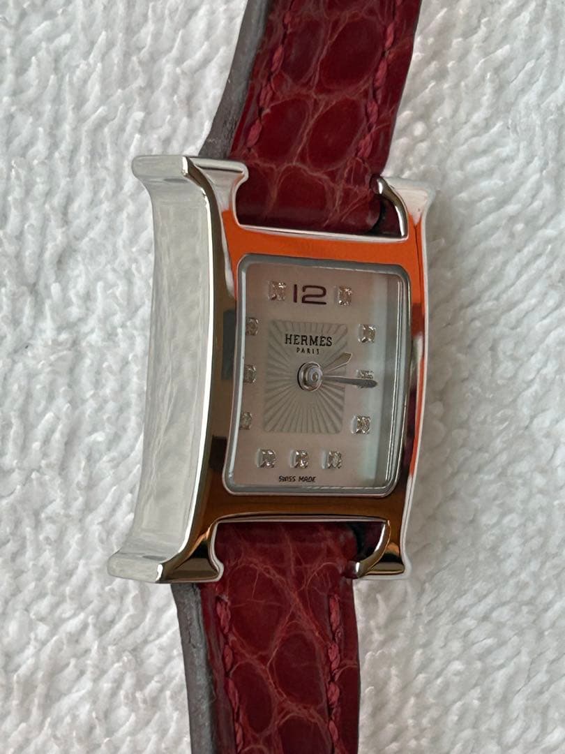 未使用に近いエルメス Hウォッチミニ HH1.110 11Pダイヤ シェル文字盤