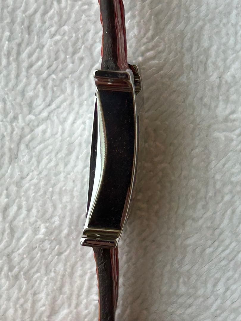 未使用に近いエルメス Hウォッチミニ HH1.110 11Pダイヤ シェル文字盤