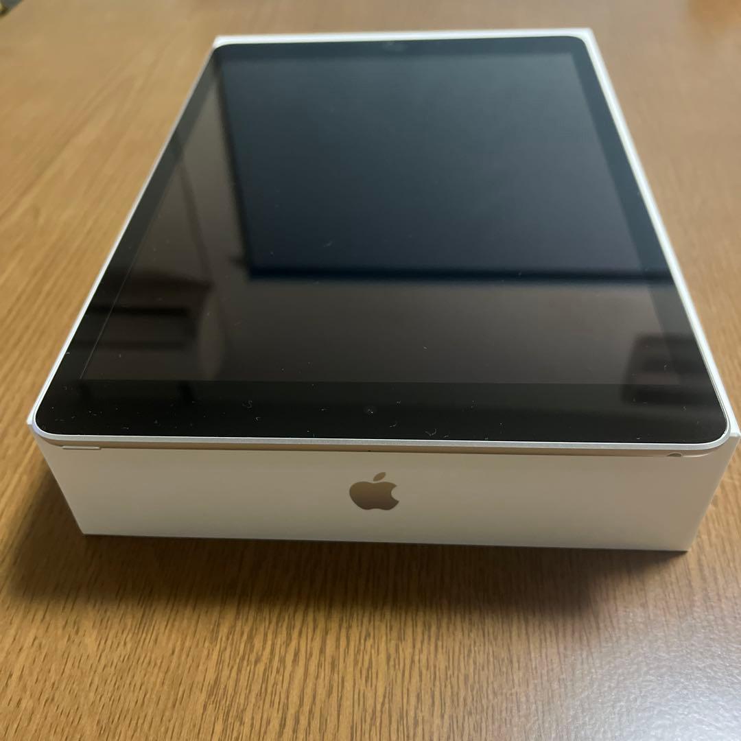 Apple iPad 第9世代 64GB 本体