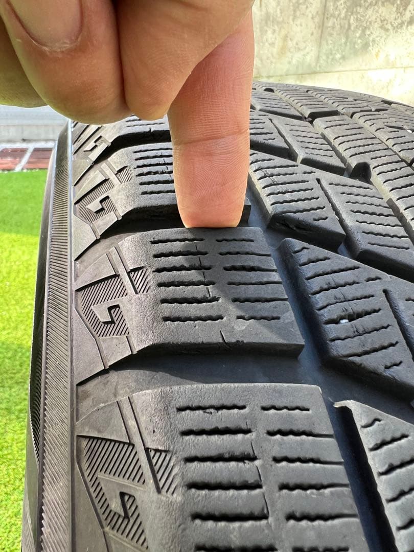 【にゃんだふるさん専用】メルセデスベンツ　GLA GLB用 スタッドレス