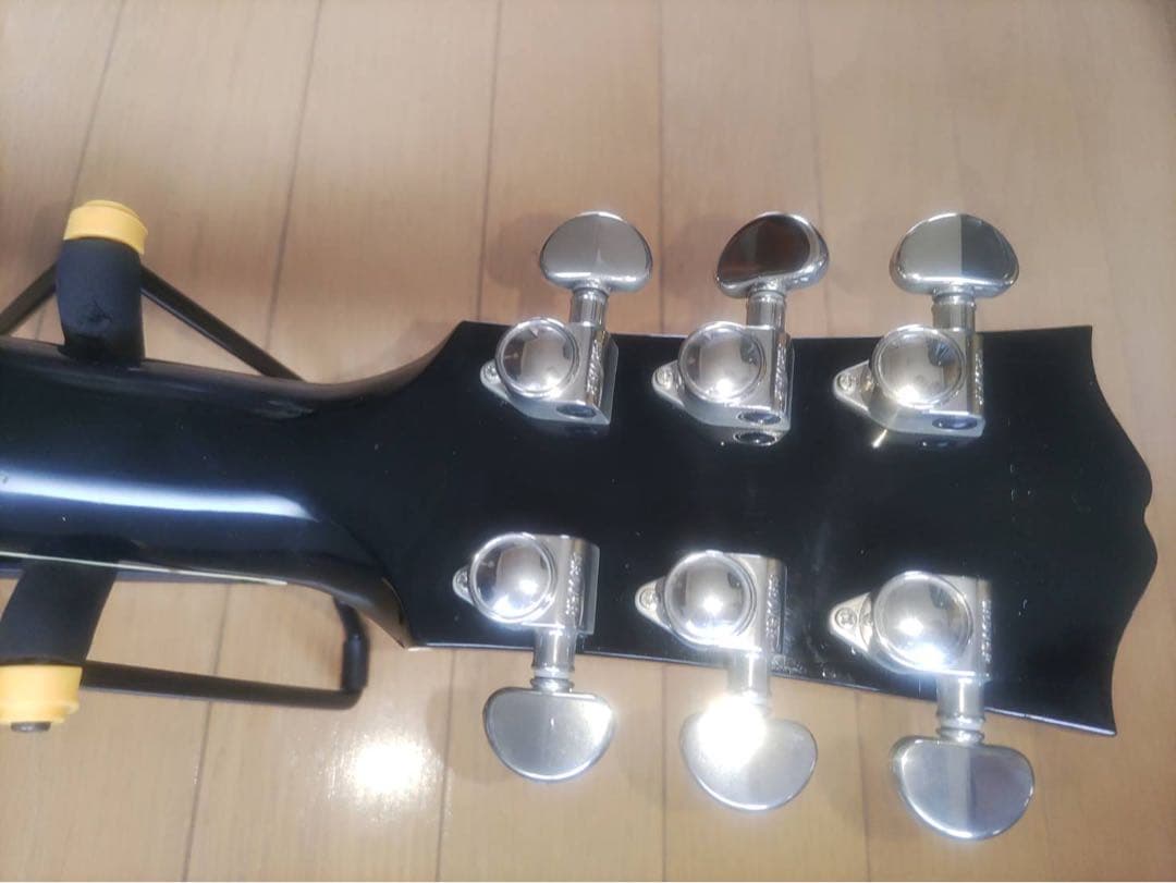 ギブソンハミングバード　希少エボニーブラックカラー（純正ハードケース付）