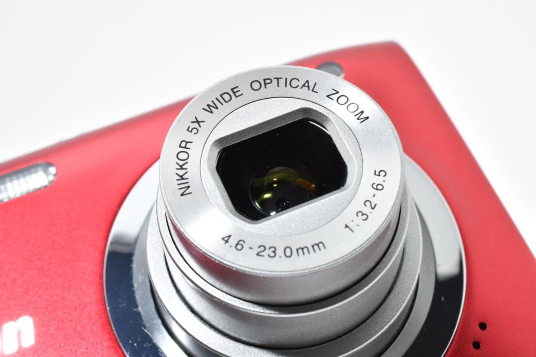 《 ほぼ新品 》 ニコン　Nikon COOLPIX A100 レッド