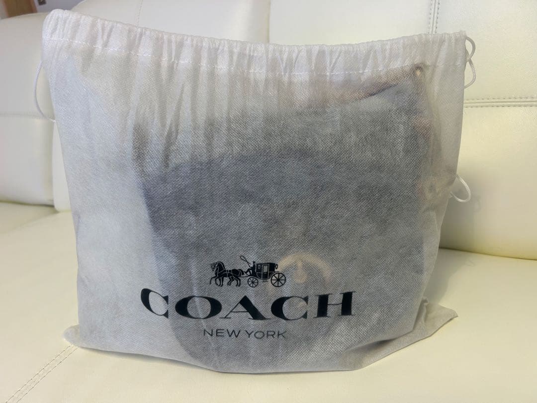 COACH ショルダーバッグ ほぼ未使用