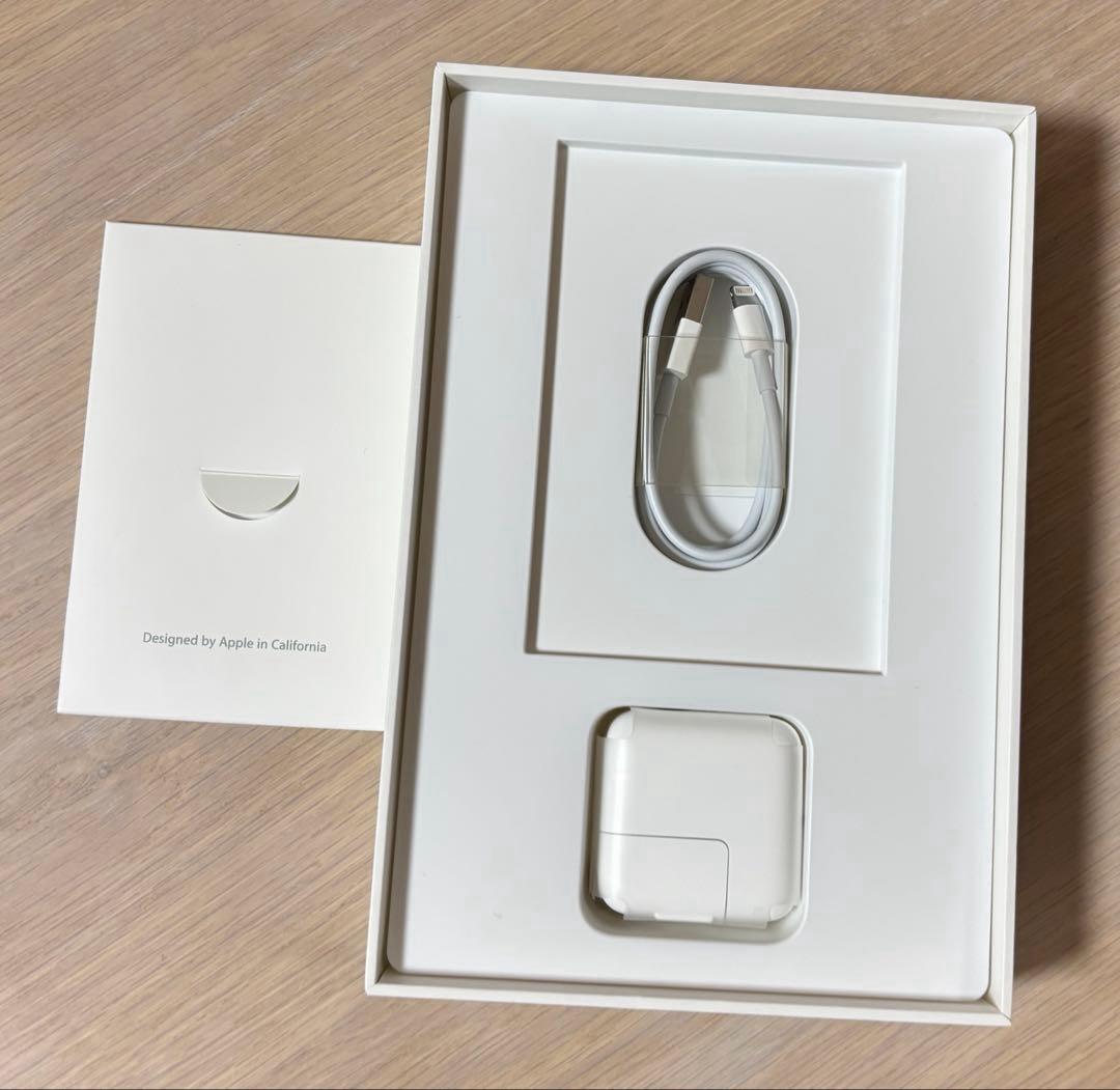 iPad mini4 wifi+cellular 128GB　シルバー