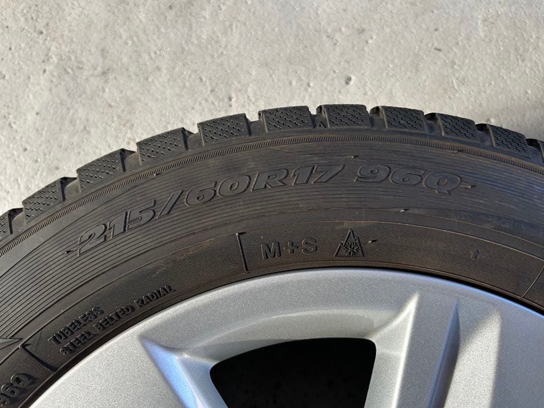 CAR.SHOP　215/60r17