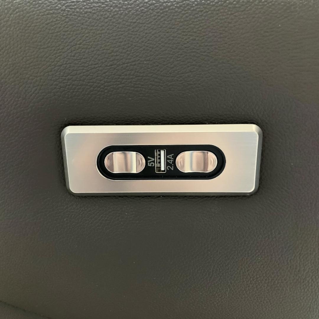 送料込み　ニトリ　電動リクライニングチェア　1人用　ダークブラウン　LB01