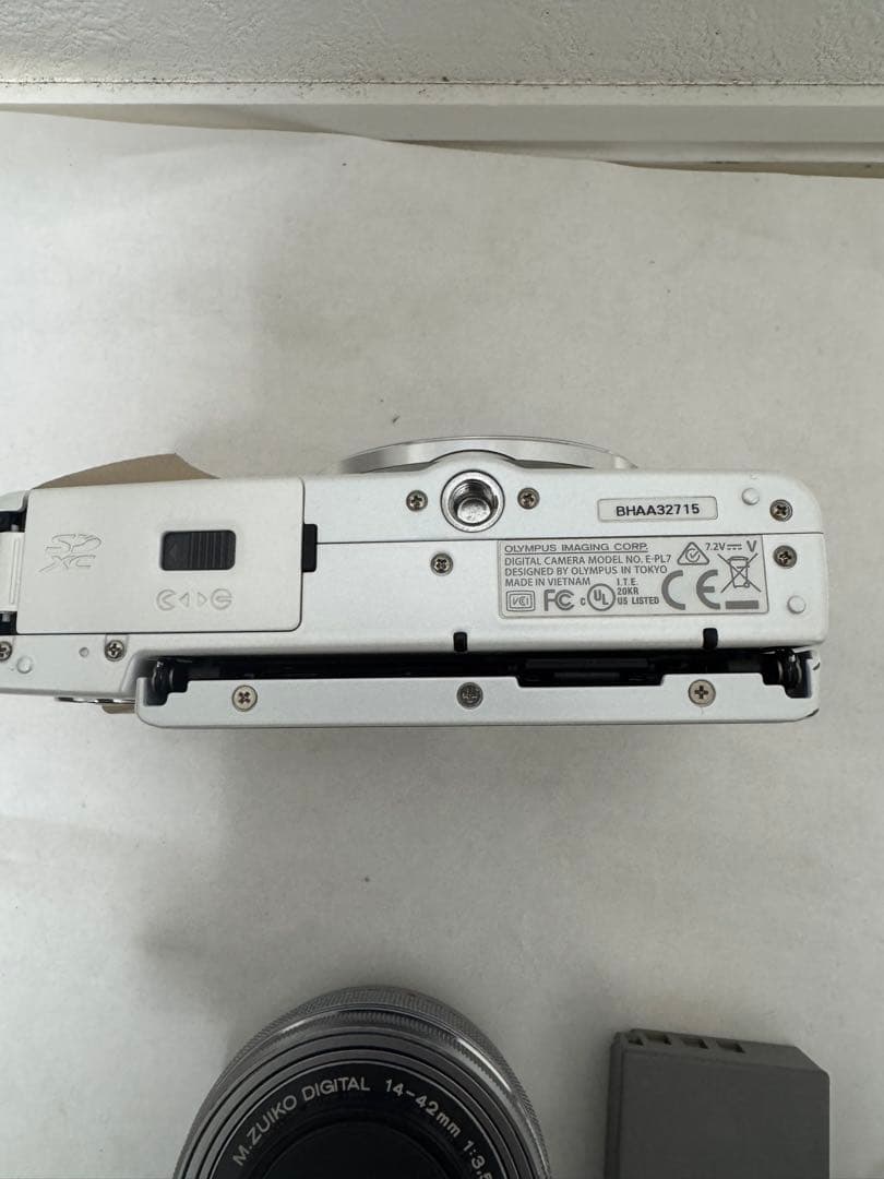 タ*吉様 デジカメOLYMPUS PEN Lite E-PL7 ジャンク品