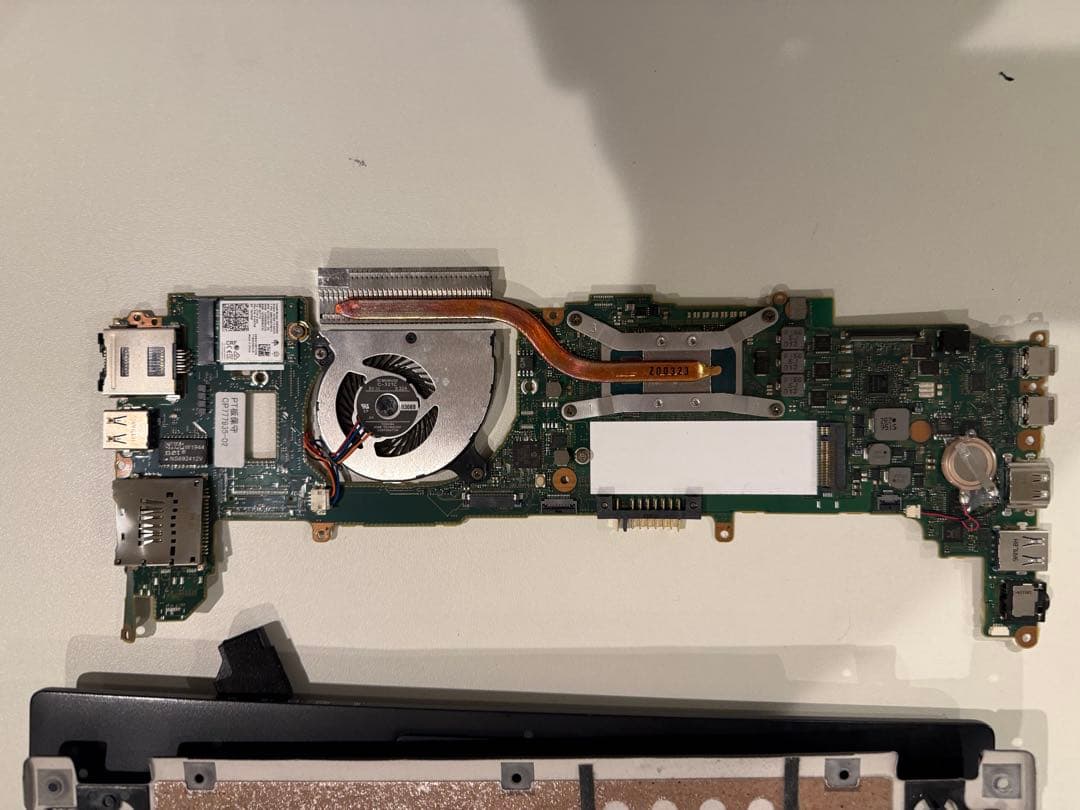 FUJITSU ノートパソコン　ジャンク品