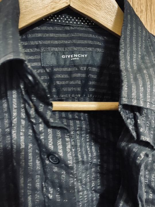 ジバンシー ストライプシャツ