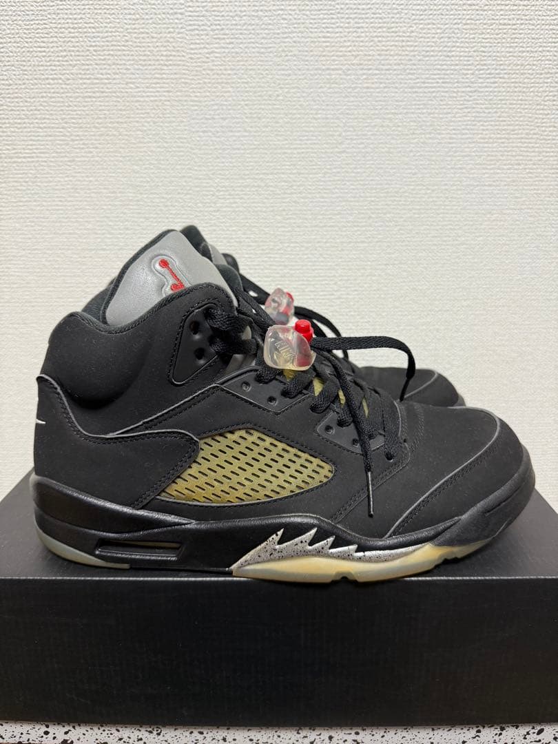 NIKE Air Jordan 5 ブラック/ゴールド