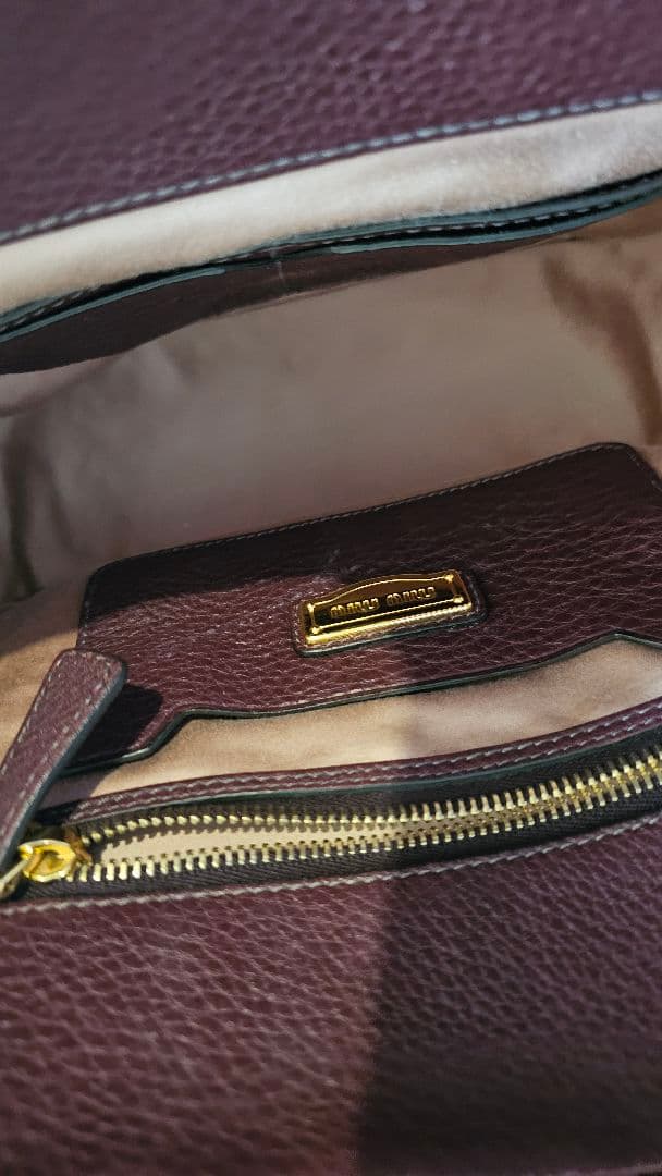 MIU MIU バーガンディ レザー ハンドバッグ