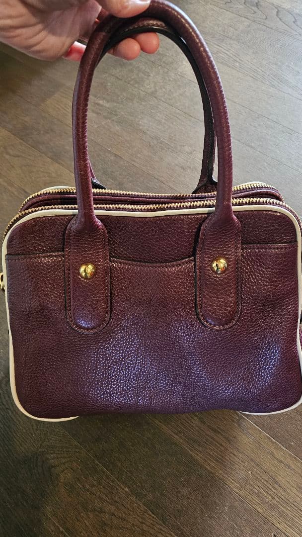MIU MIU バーガンディ レザー ハンドバッグ