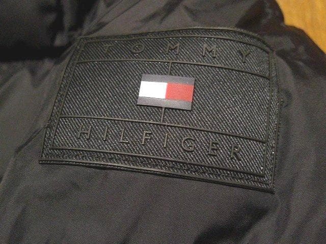 【大きい】XL-XXL日本サイズ位トミーヒルフィガーUS限定ダウンジャケット同機