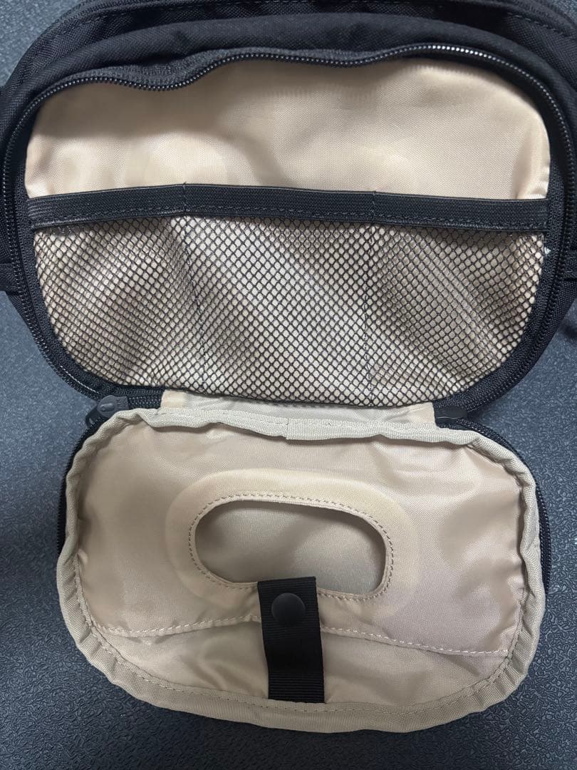 Hugoo ヒップシート　ブラック×ベージュ　ハグー