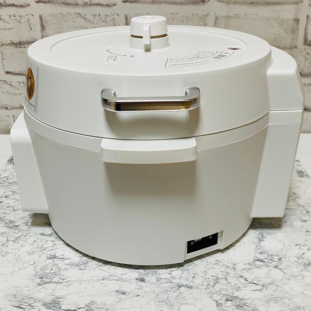 【新品未使用】アイリスオーヤマ 電気圧力鍋 PC-MA4-W 4.0L