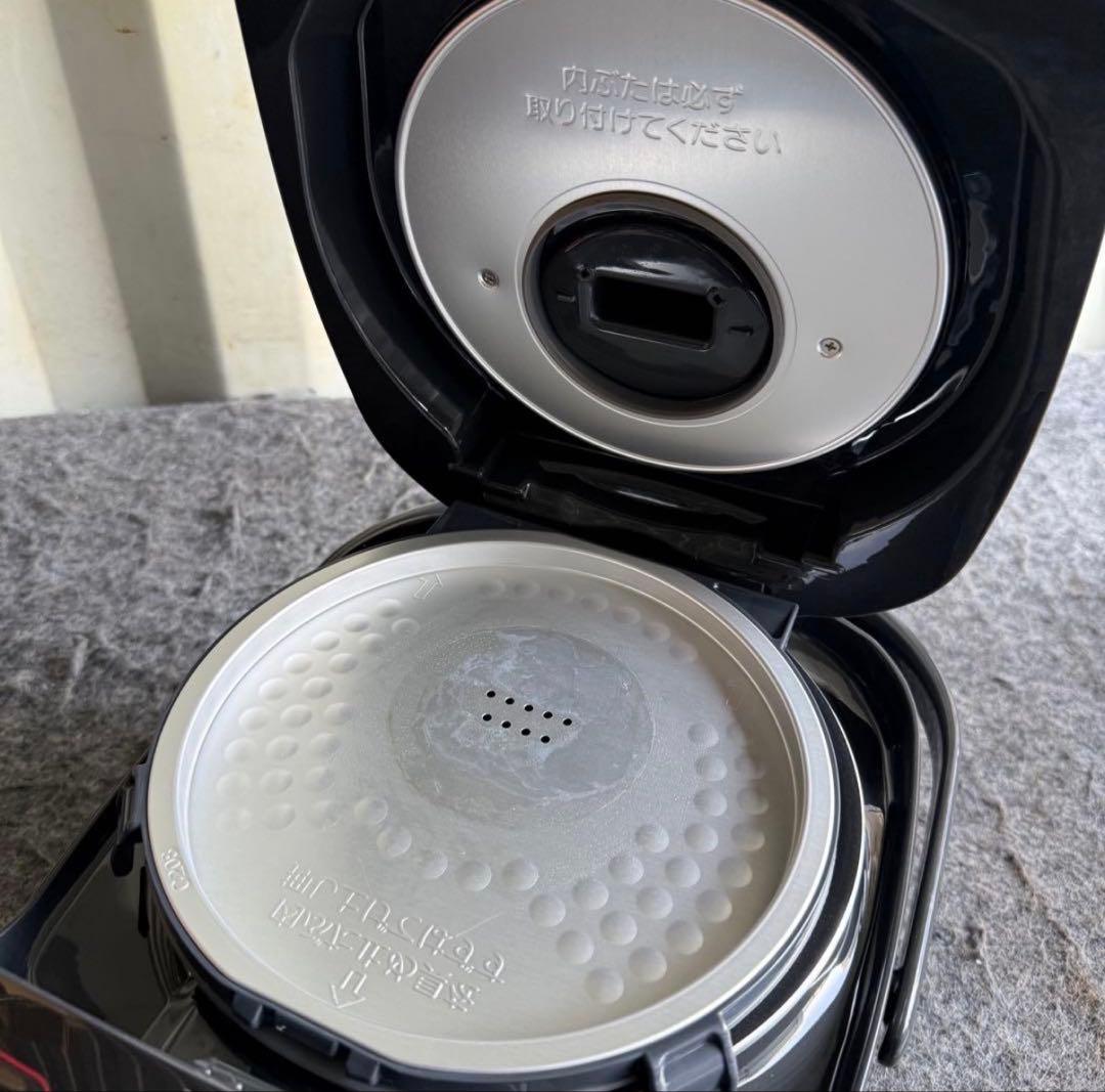 美品✨ 2025年製　象印　ZOJIRUSHI 炊飯器　マイコン炊飯ジャー