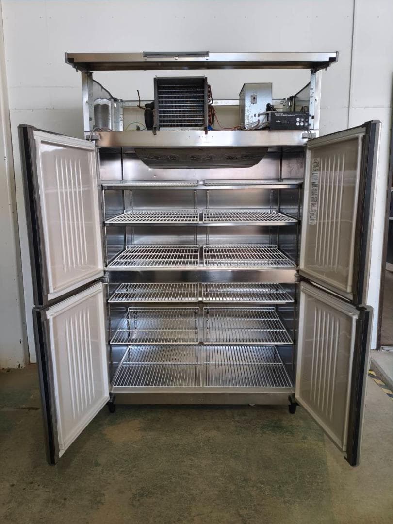 縦型冷凍庫（ホシザキ）HF-120A-1ML・2020年