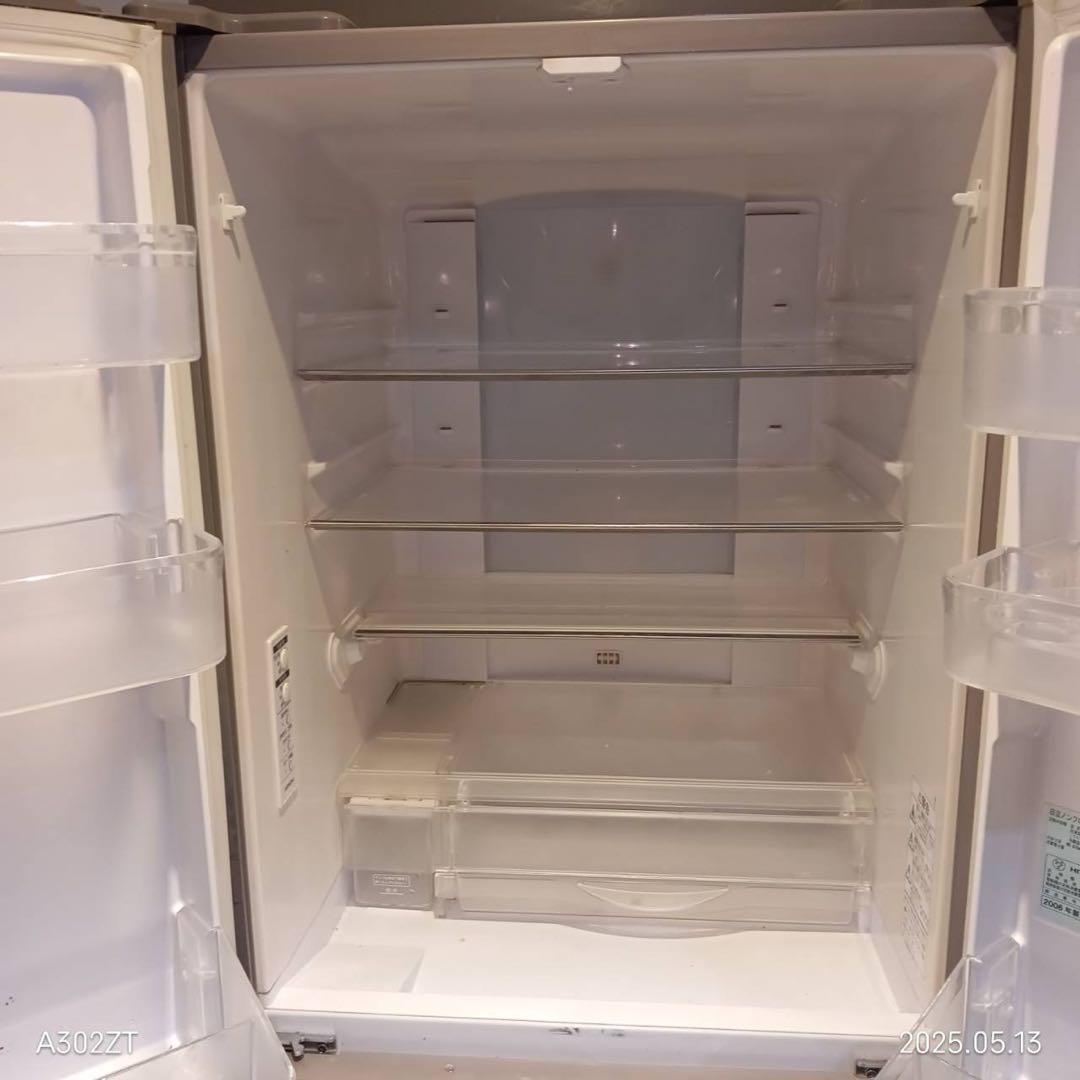 A511★送料設置無料　東京　神奈川限定配送 日立大型冷蔵庫　395L