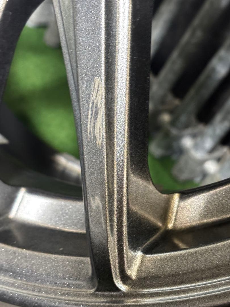 バリ溝‼️ダンロップSJ8 215/70R16スタットレスタイヤホイール4本