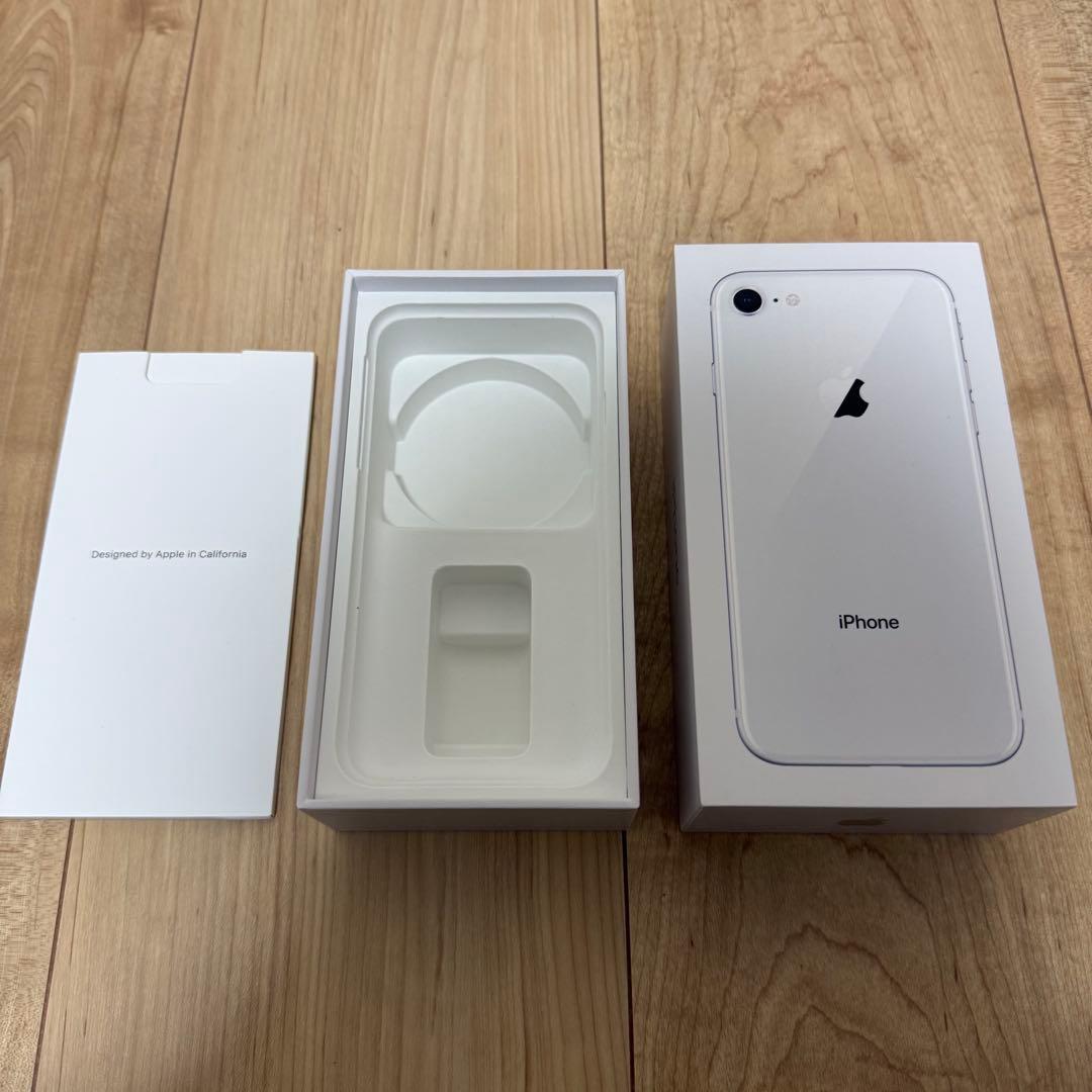 箱付き美品② iPhone8 シルバー 64GB バッテリー95%