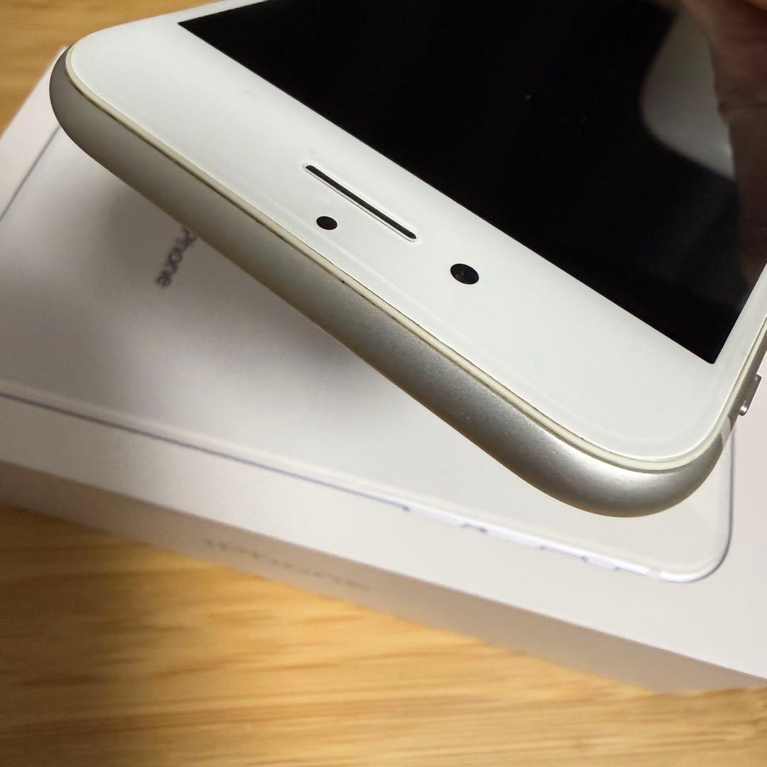 箱付き美品② iPhone8 シルバー 64GB バッテリー95%