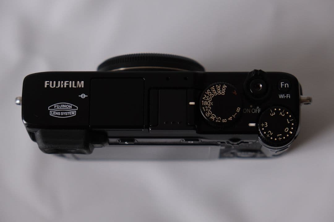 富士フイルム X-E2