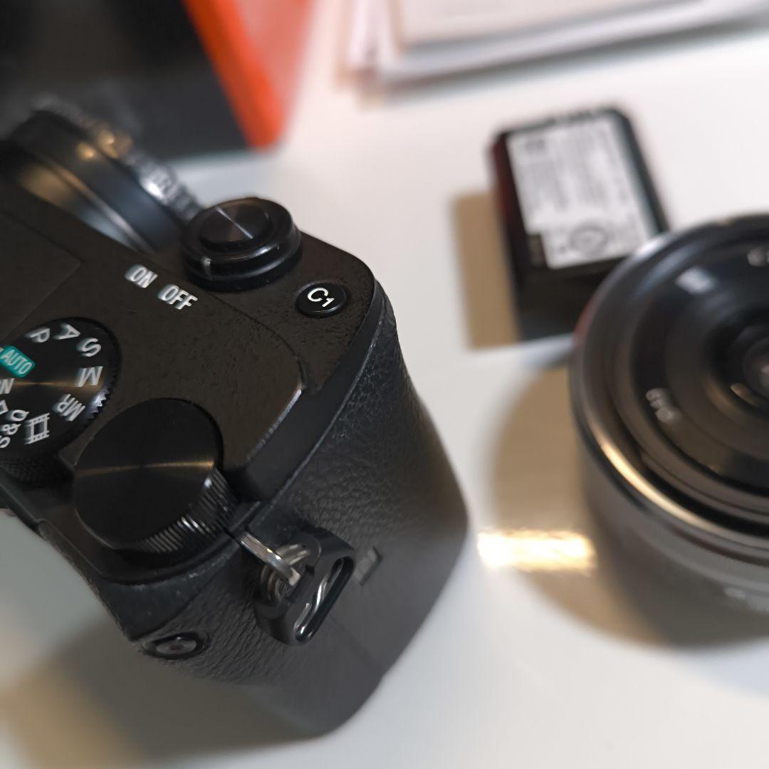 SONY α6400 ミラーレスカメラ 本体と2個レンズ付き