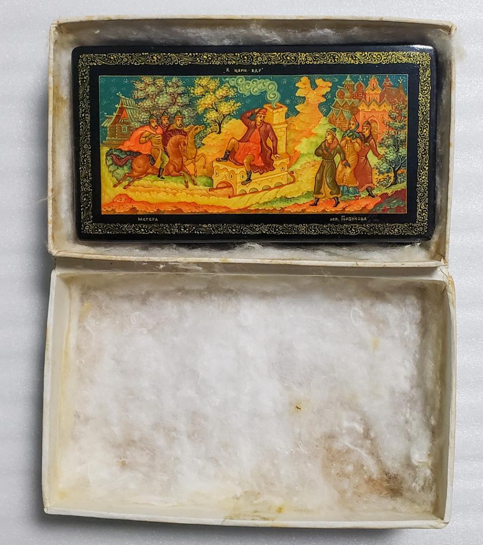 ロシア工芸品　細密画　ムステラ　小箱　箱付き