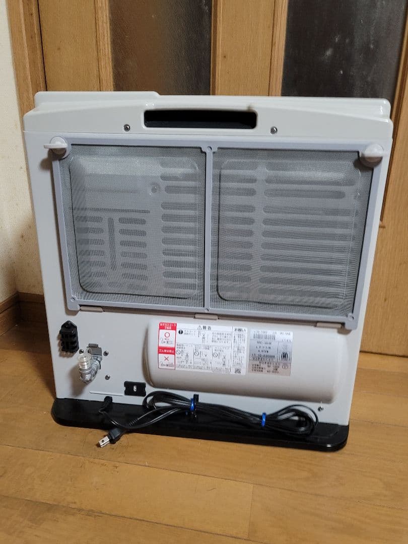 Rinnai都市ガスファンヒーター　11畳～15畳　ホース