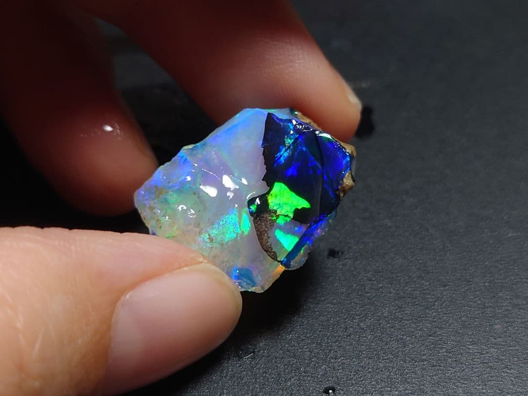 混合　エチオピアオパール　ウェロ産　チョーク　鉱物標本　原石