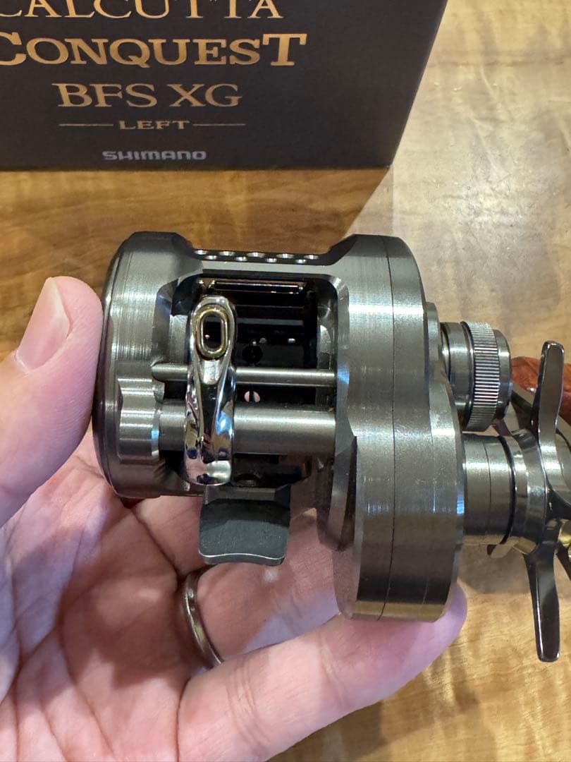 シマノ　23カルカッタコンクエストBFS L XG