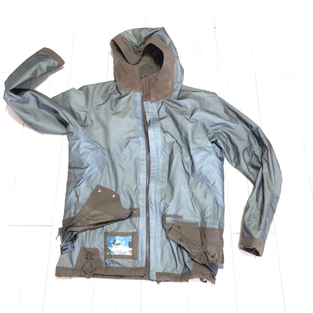 Burton AK Hover S JP M L 相当GORE-TEX PRO