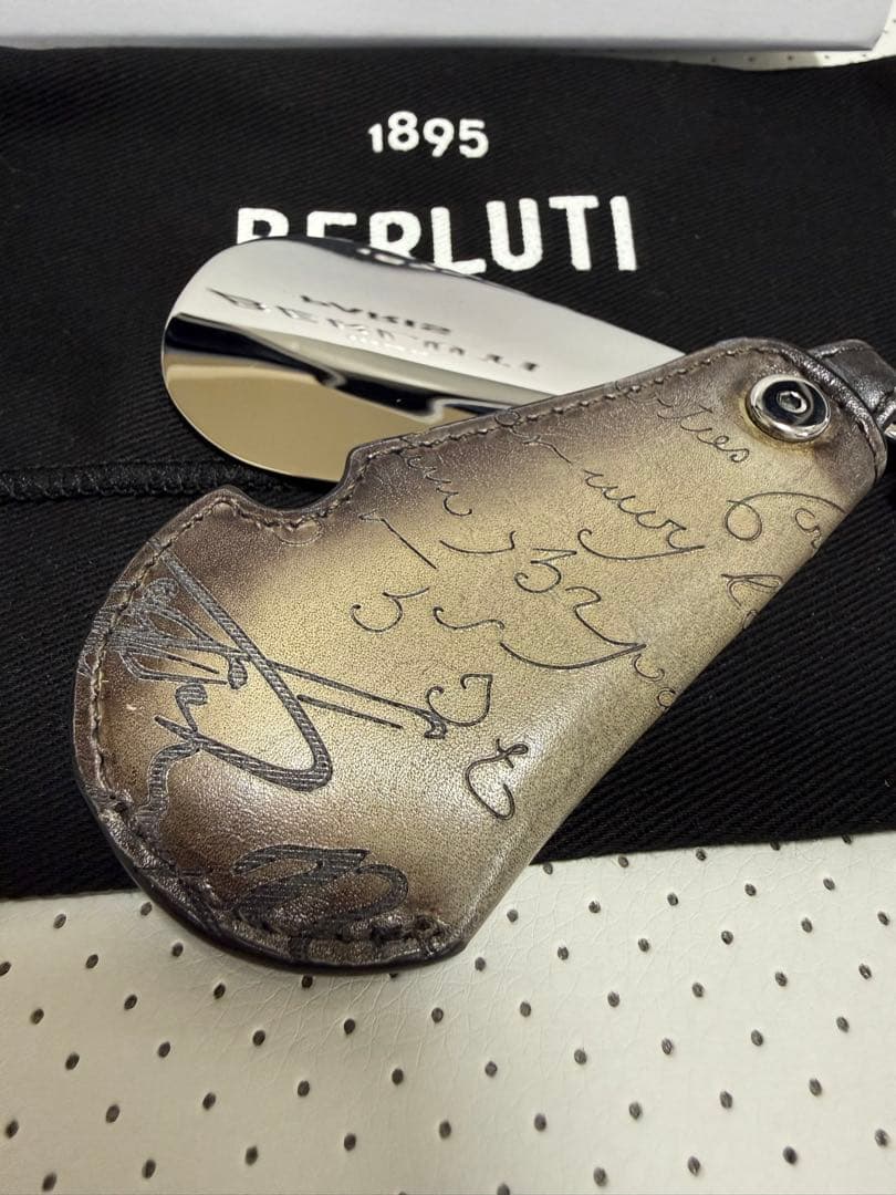 新品未使用　箱付き　BERLUTI キーリング シューホーン