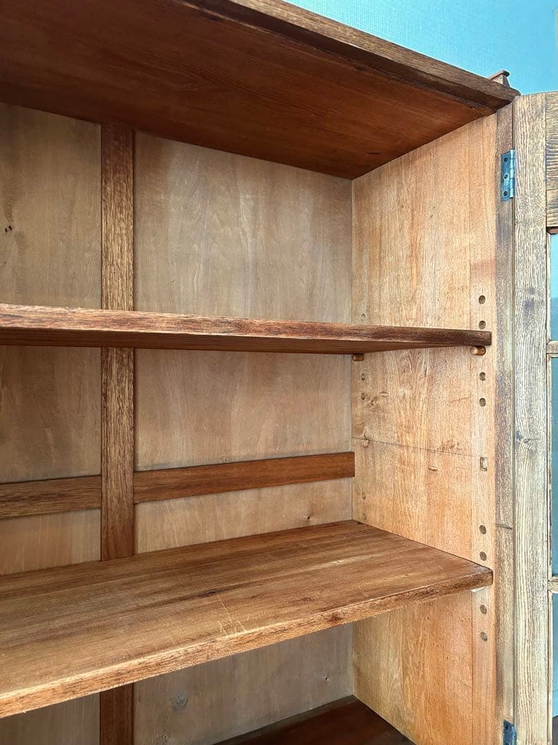 古家具・セン材　キャビネット ガラス扉付き収納棚　ガラスケース