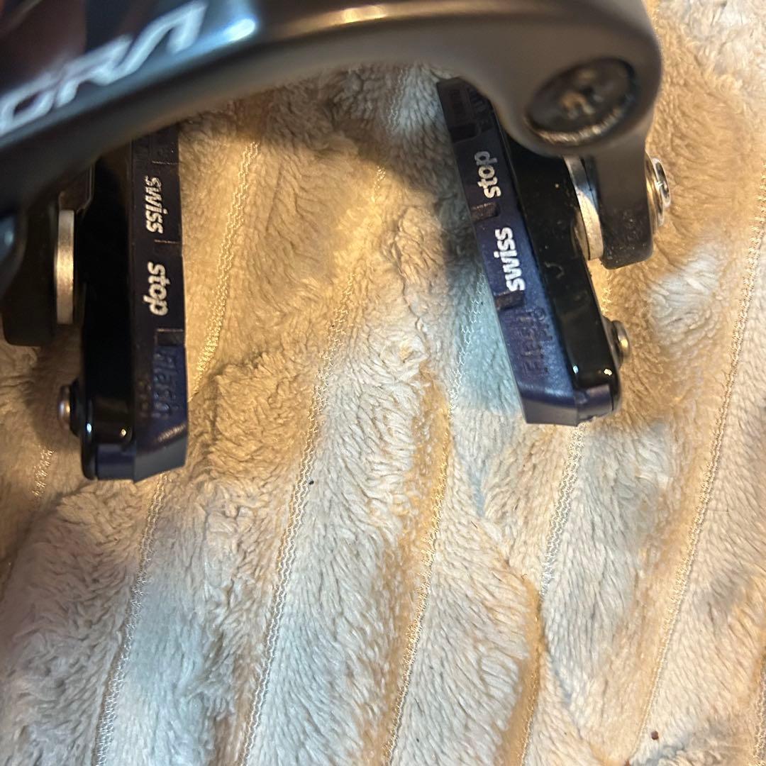 ②Shimano BR-R8100 ブレーキ前後セット 黒
