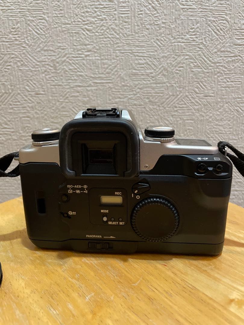 Canon EOS 33 フィルム一眼レフカメラ