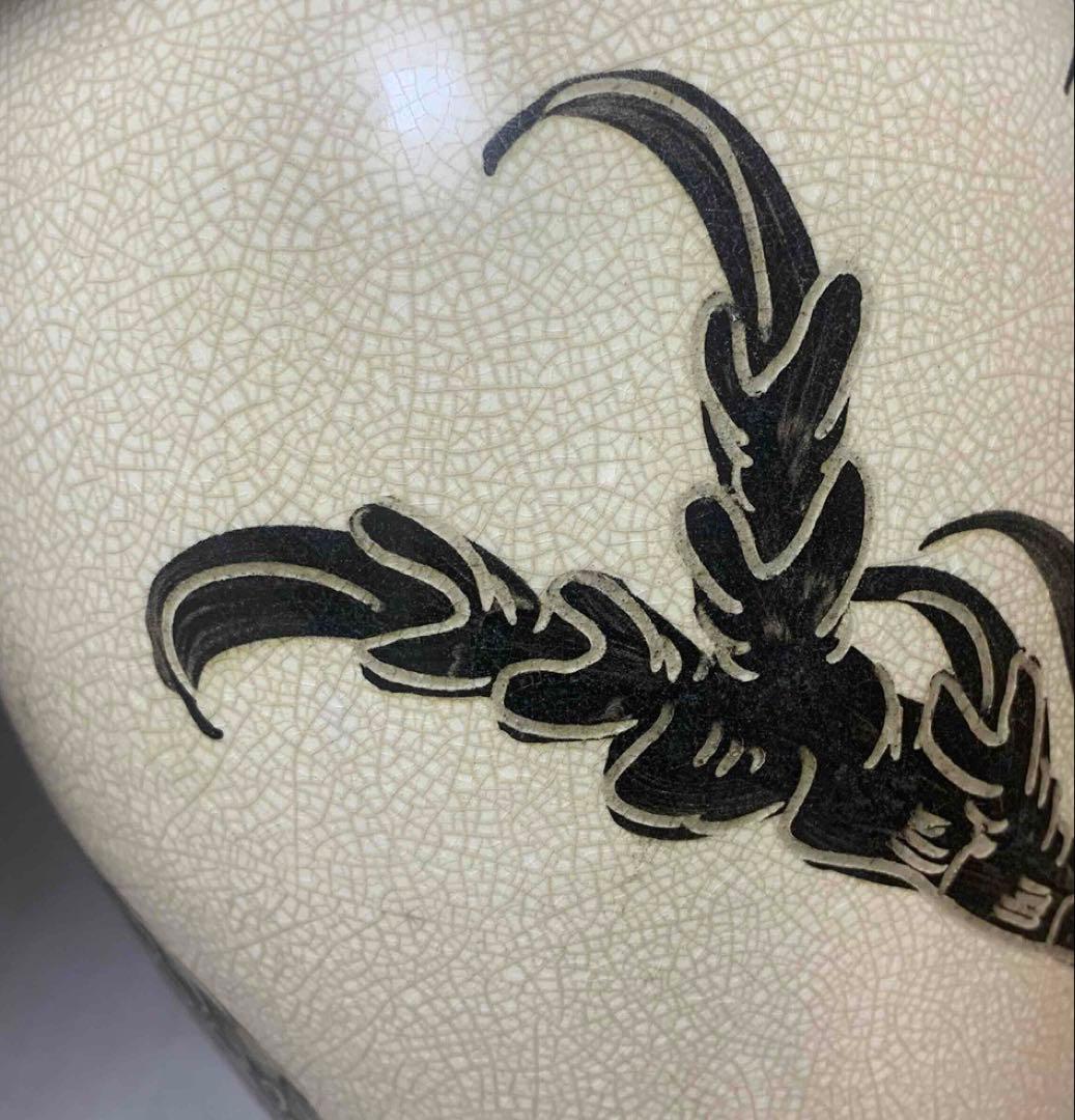 中国 磁州窯写白地黒龍梅瓶　f2250411